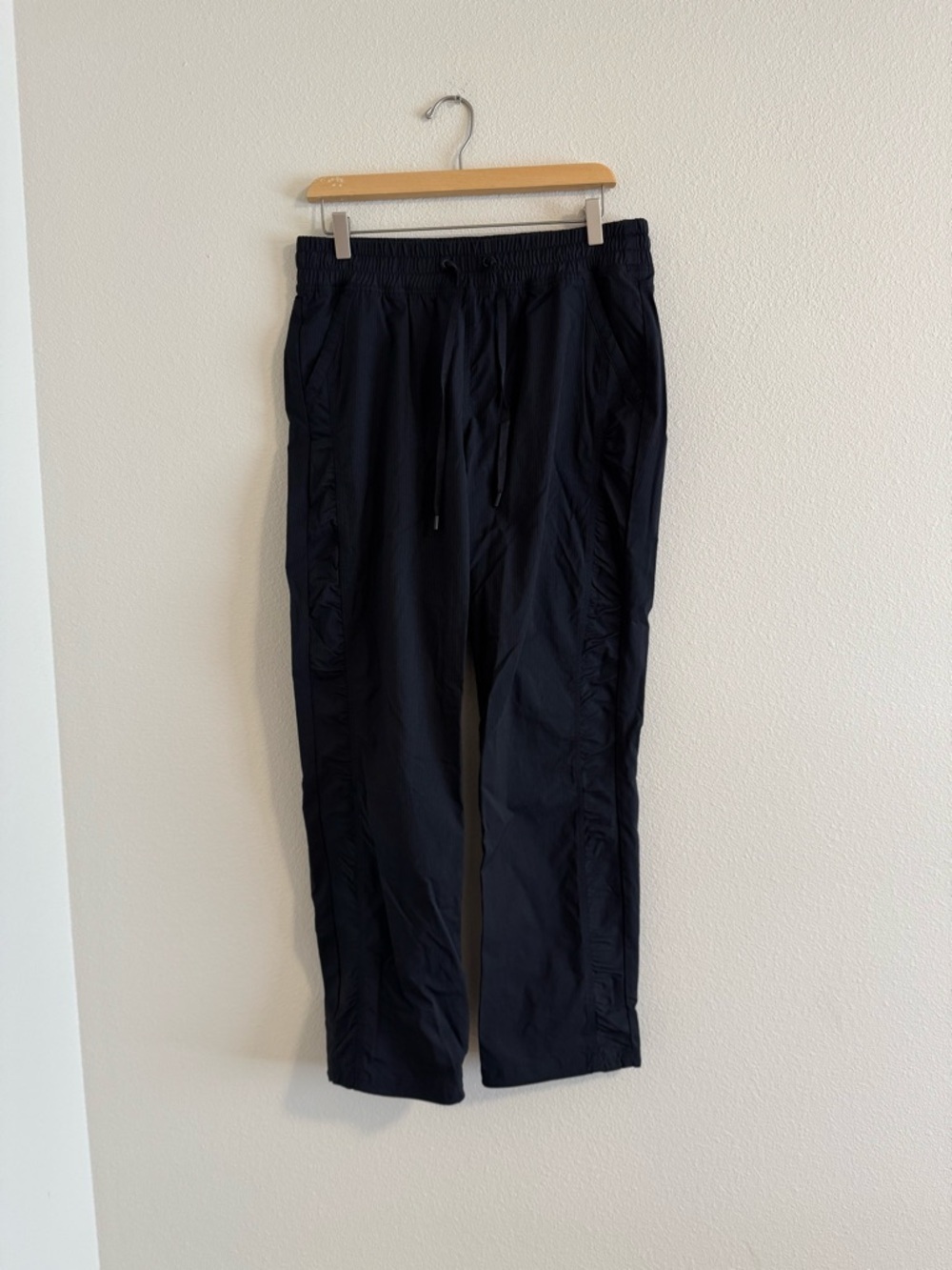 Eddie Bauer Black Drawstring Jogger Pants